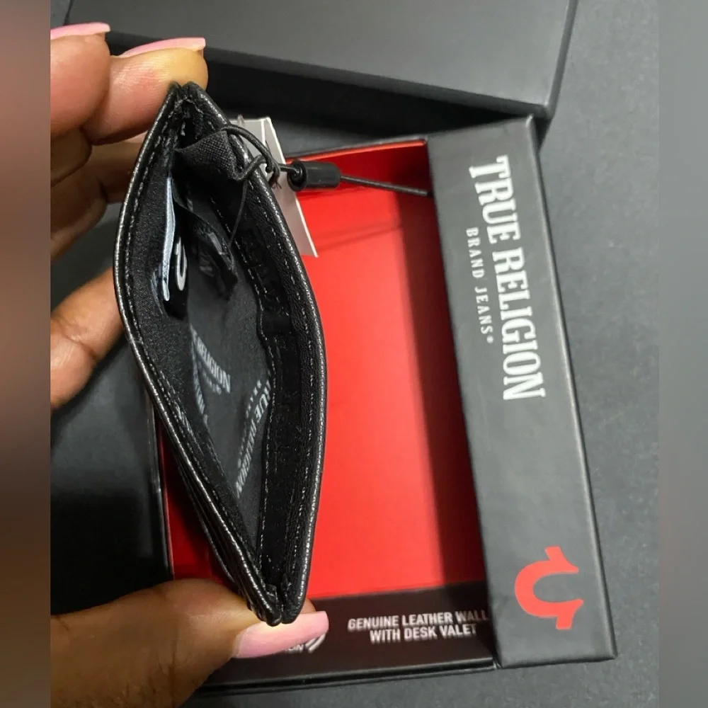 NWT True Religion Black Leather Card Holder with Logo